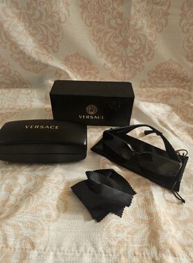 Authentic Versace Sunglass Eyeglass Case Box Dust Cloth W/unbranded Glasses Set